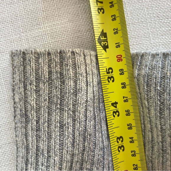 PURE Collection Wool Cashmere Gray Cardigan Size 4 - Picture 8 of 12